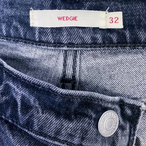 LEVIs Women's Wedgie Jeans Premium Denim Vintage Style Black Plus Size 32 - Picture 5 of 14